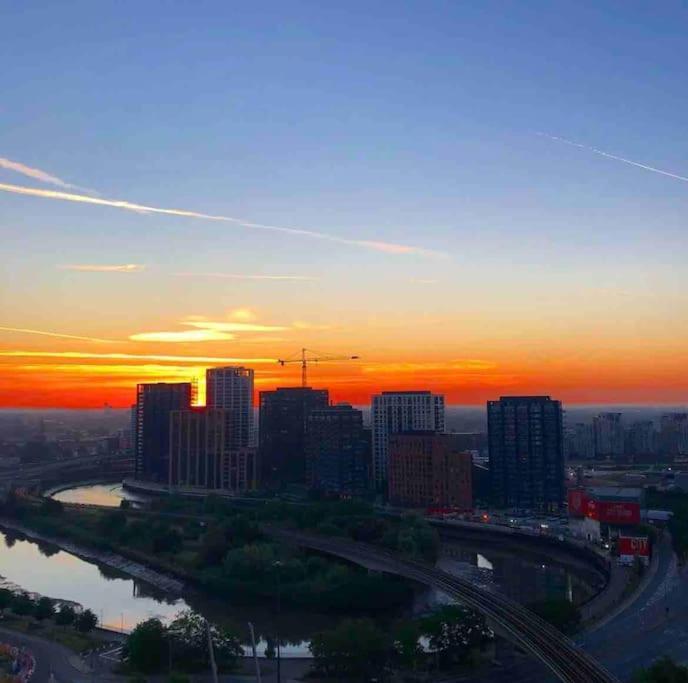 London Skylineviews 2 Bed 2 Bath Flat Near Canary Wharf, O2 & Excel Buitenkant foto