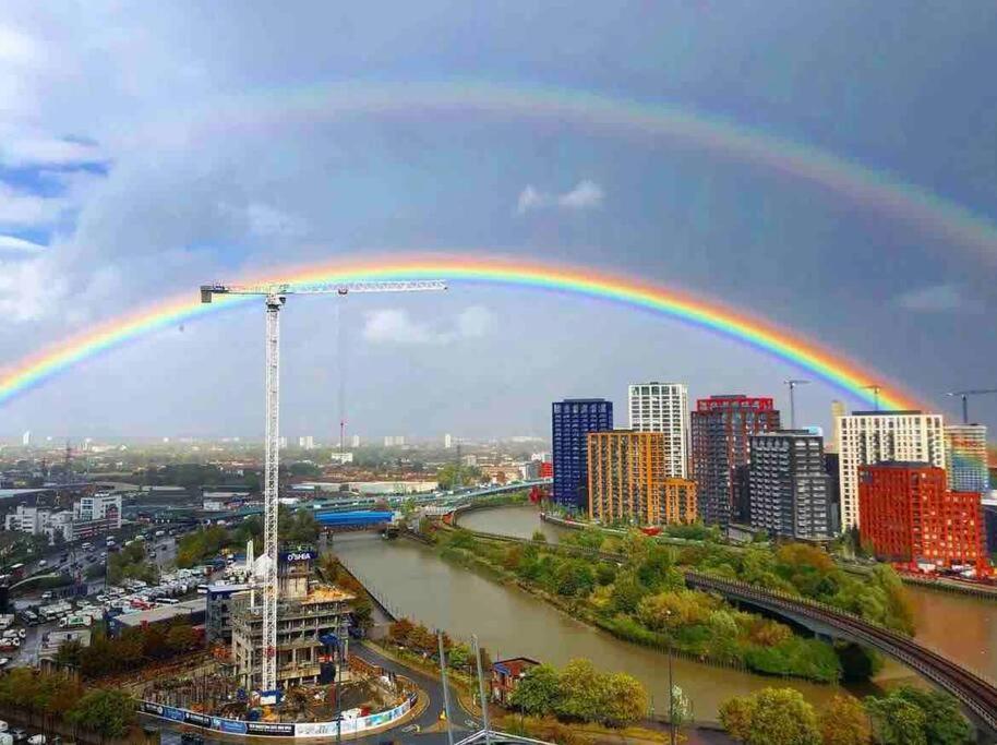 London Skylineviews 2 Bed 2 Bath Flat Near Canary Wharf, O2 & Excel Buitenkant foto
