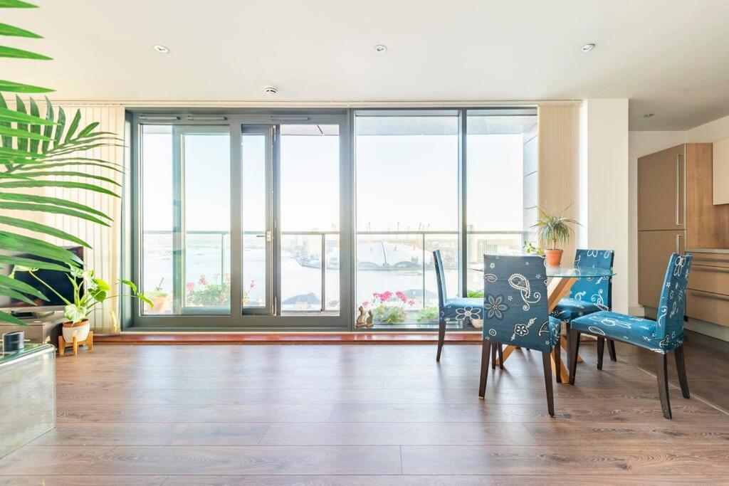 London Skylineviews 2 Bed 2 Bath Flat Near Canary Wharf, O2 & Excel Buitenkant foto