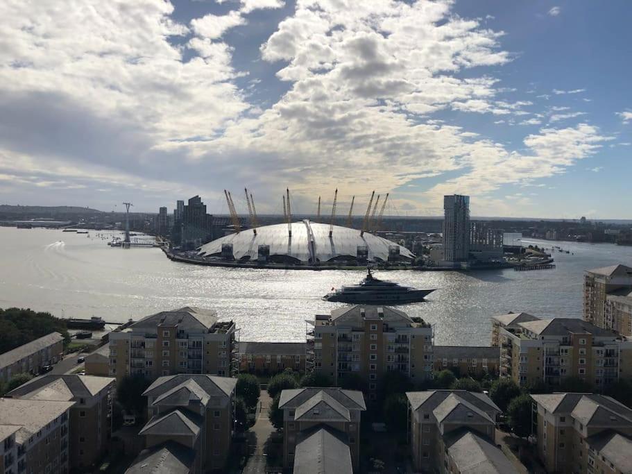 London Skylineviews 2 Bed 2 Bath Flat Near Canary Wharf, O2 & Excel Buitenkant foto